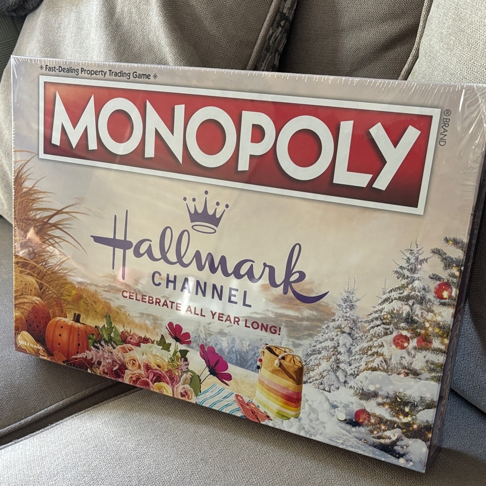 Hallmark Channel Monopoly - Red, White, Gold Edition